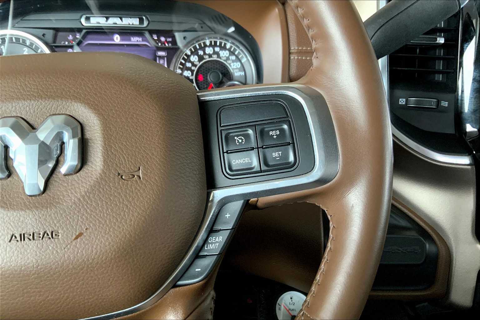 2022 Ram 2500 Laramie photo 23