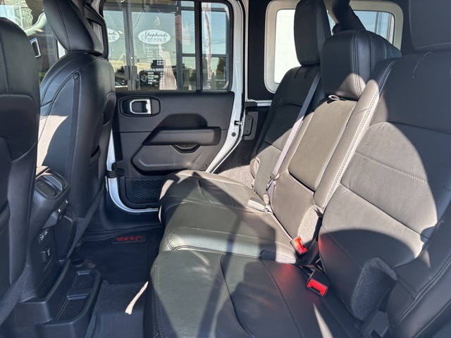 2022 Jeep Wrangler Unlimited Sahara Altitude photo 12