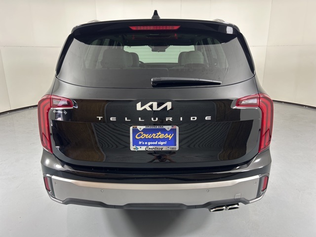 2025 Kia Telluride S photo 2