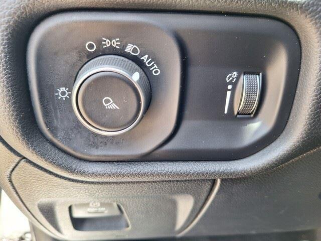 2024 Ram 1500 Laramie photo 12
