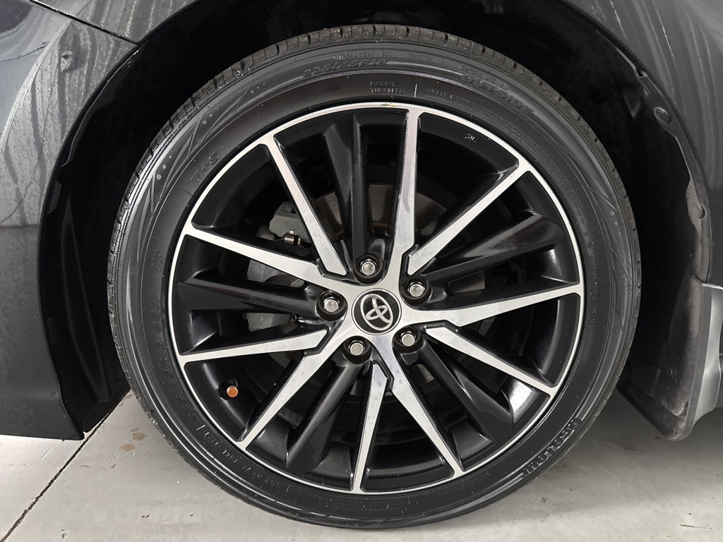 2022 Toyota Camry SE photo 4