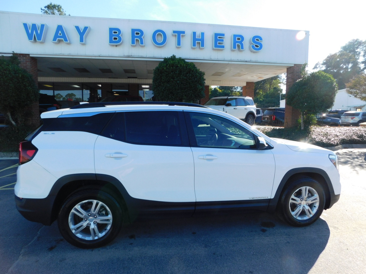 2022 GMC Terrain SLE's photo