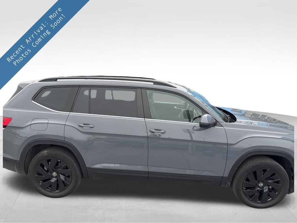 2025 Volkswagen Atlas SE w/Tech's photo