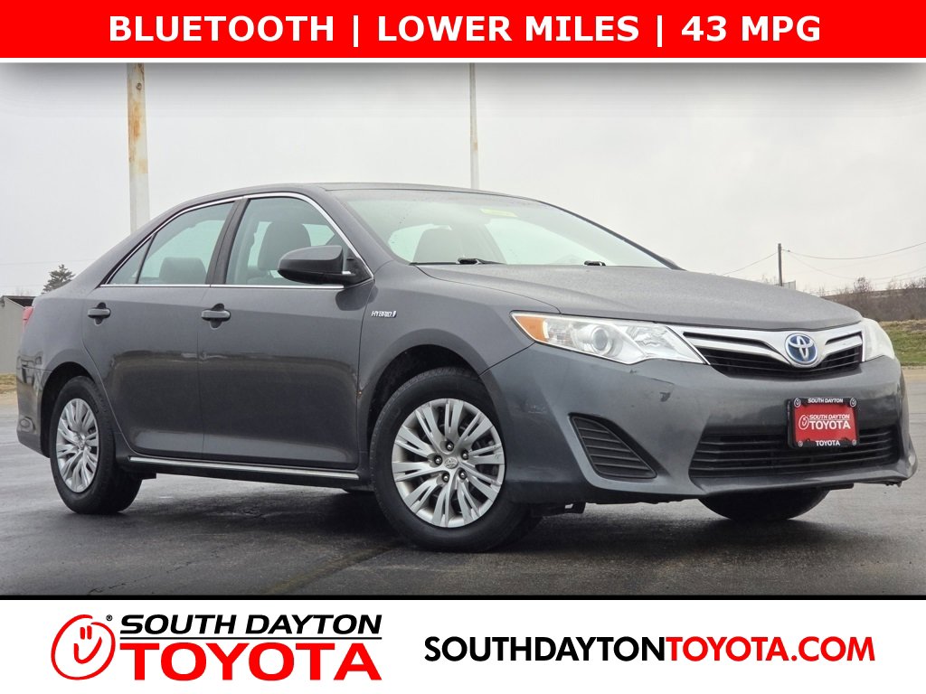 2013 Toyota Camry LE Hybrid's photo