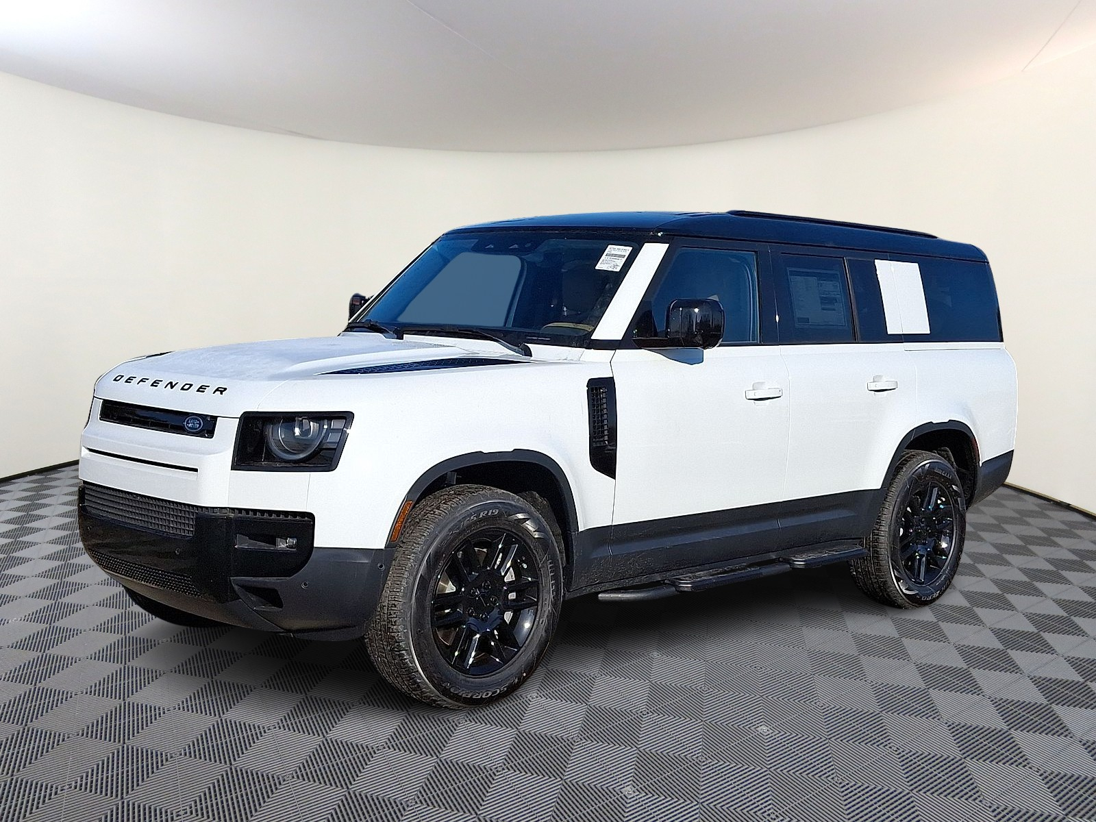2026 Land Rover Defender S's photo