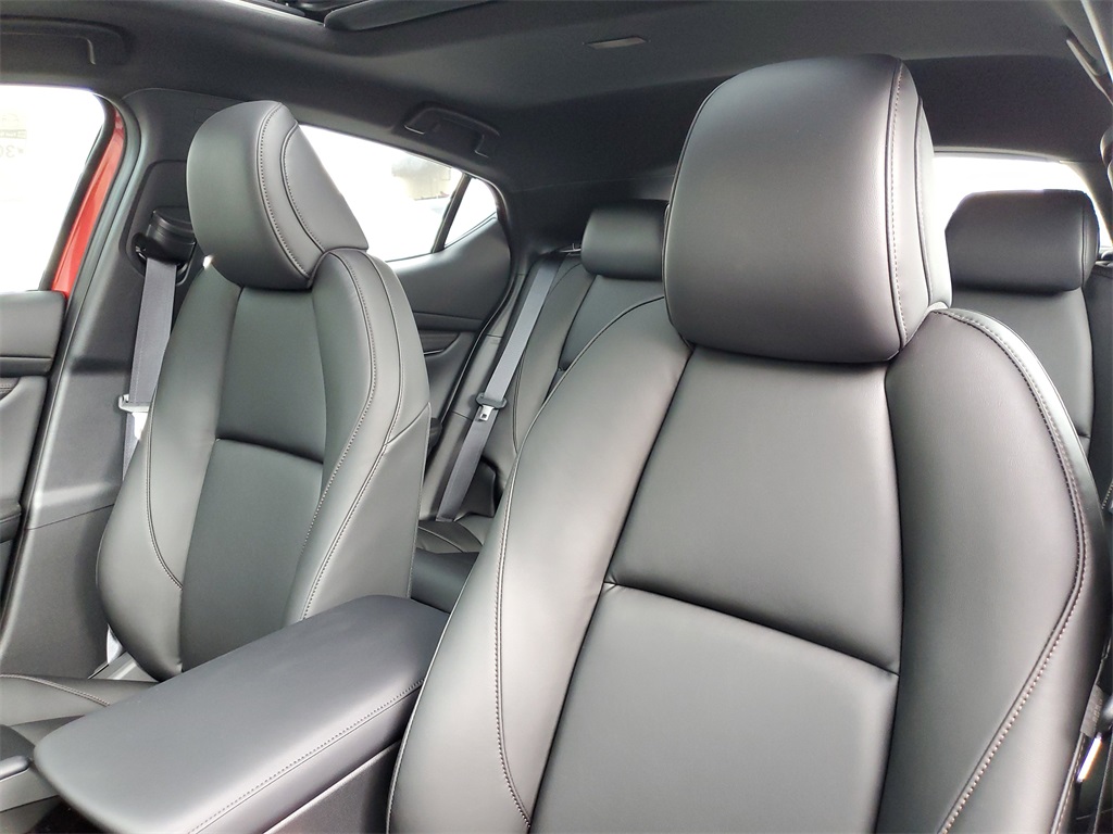 2025 Mazda Mazda3 2.5 s Preferred photo 11