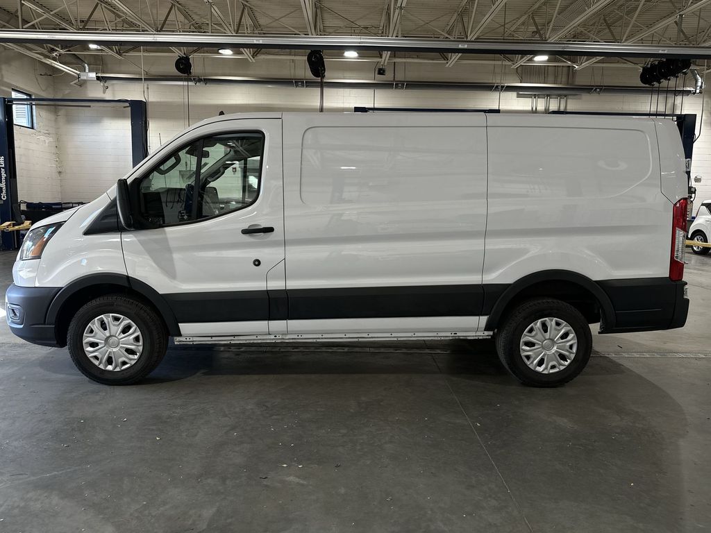 2024 Ford Transit photo 4