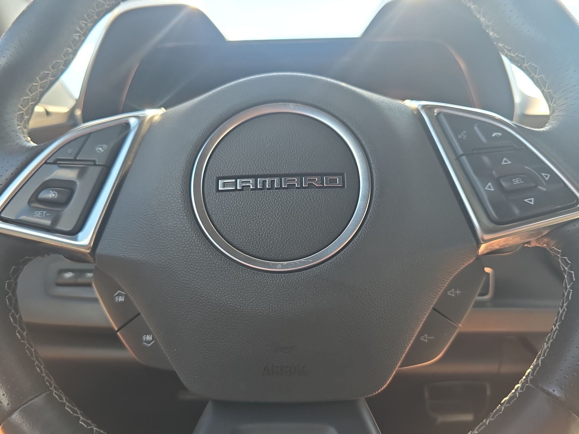 2016 Chevrolet Camaro 2LT photo 47