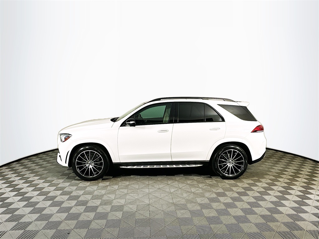 2022 Mercedes Benz GLE 350 4MATIC photo 2