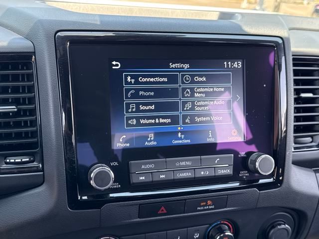 2023 Nissan Frontier SV photo 10