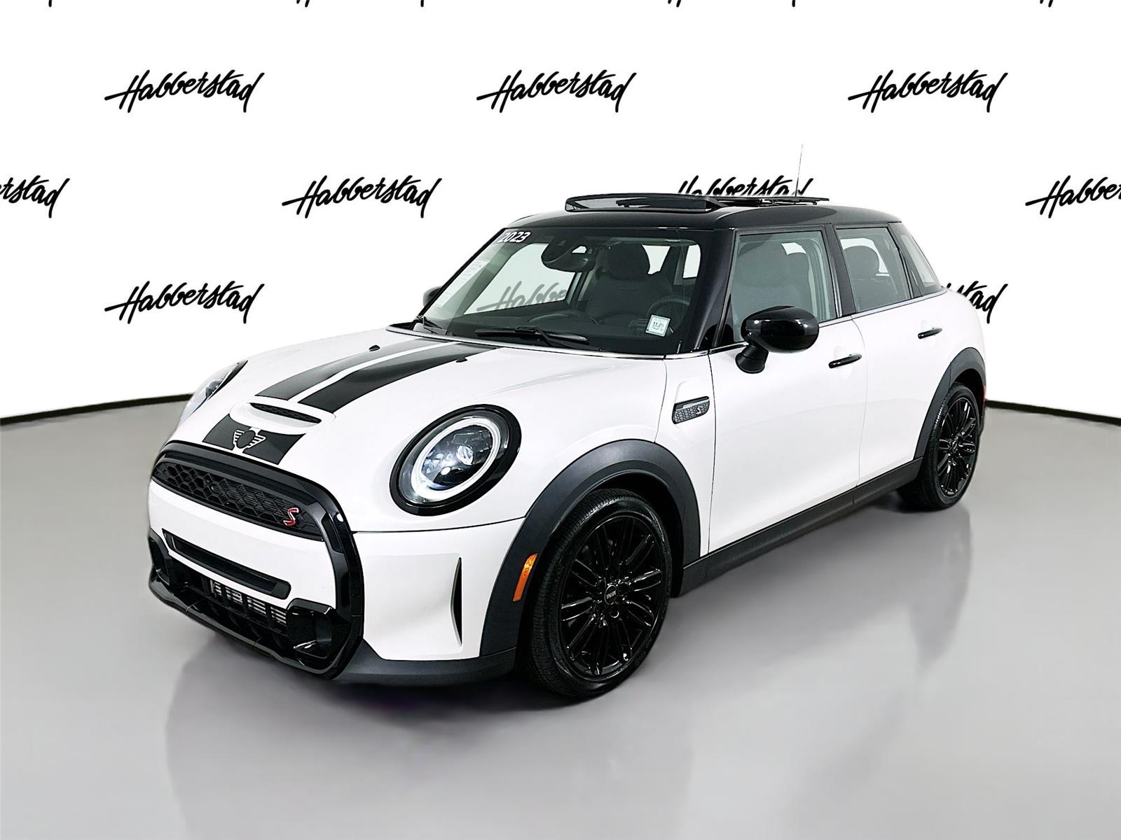 2023 MINI Hardtop 4 Door S's photo