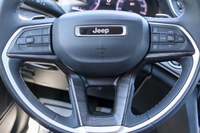 Used 2023 Gray Jeep Limited image 32