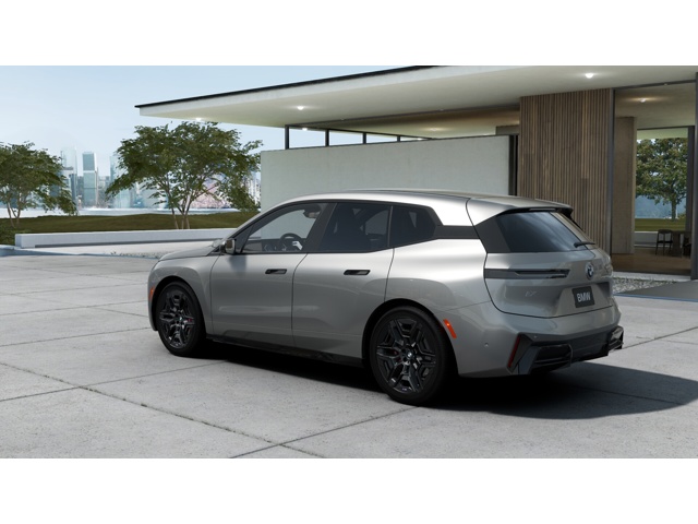 New 2026 Space Silver Metallic BMW  image 2