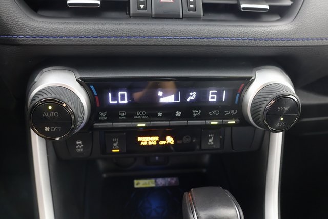 2022 Toyota RAV4 Hybrid XSE photo 15