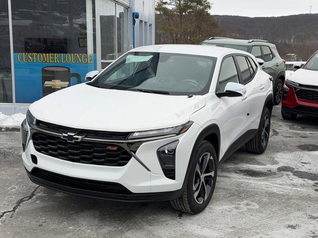 2026 Chevrolet Trax RS's photo