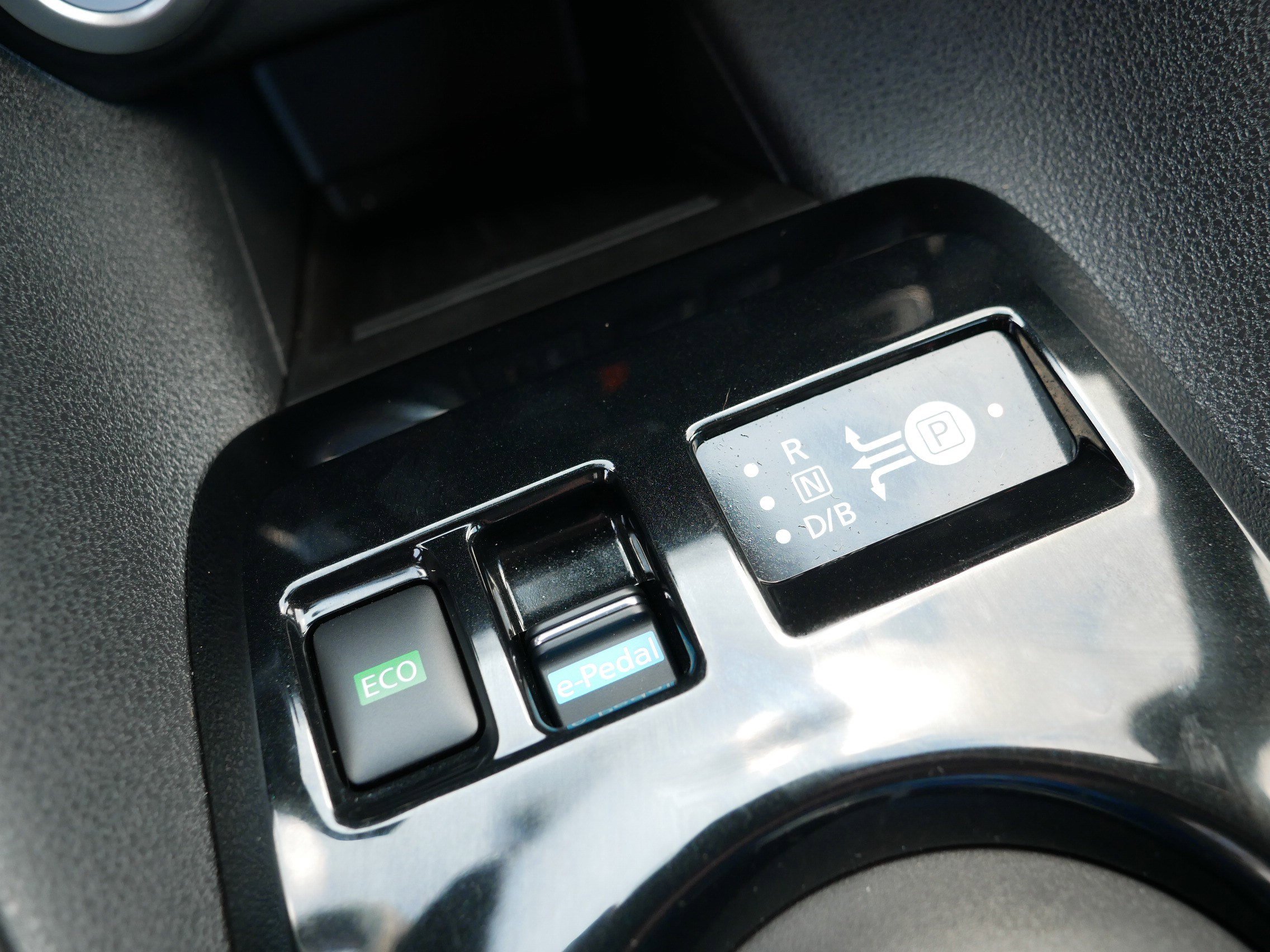 2024 Nissan Leaf SV Plus photo 31