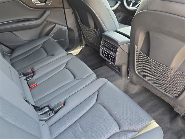 2023 Audi Q7 55 Prestige photo 11