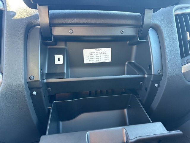 2024 Chevrolet Silverado 6500HD LT photo 19