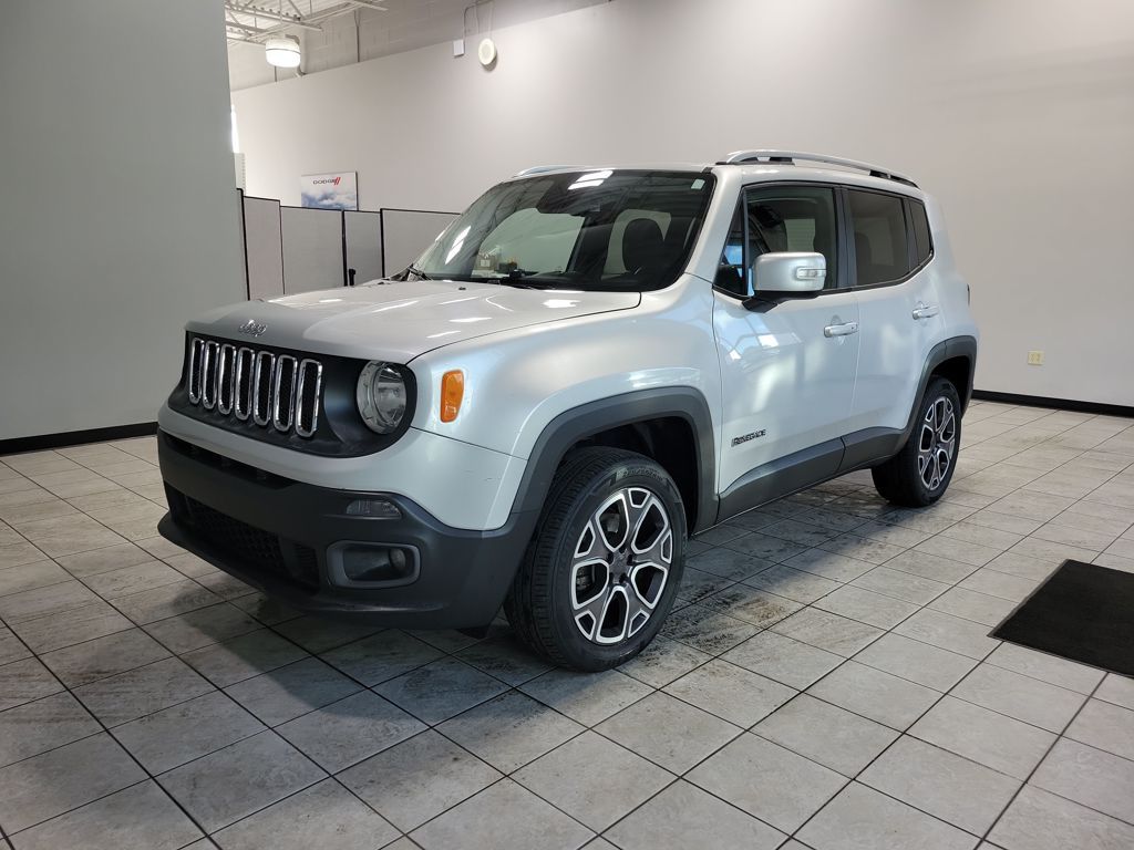 2015 Jeep Renegade Limited photo 3