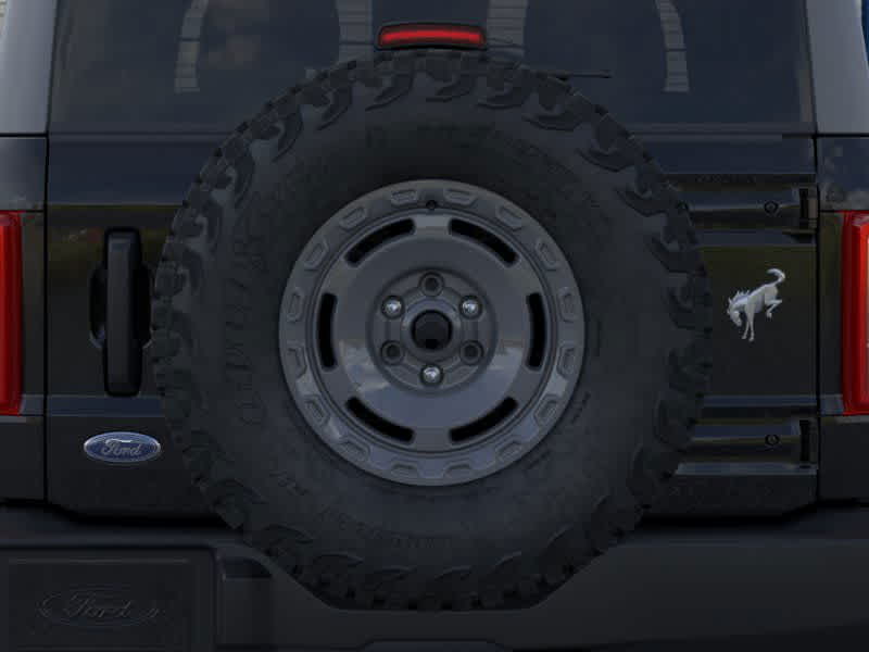 2025 Ford Bronco Base photo 21