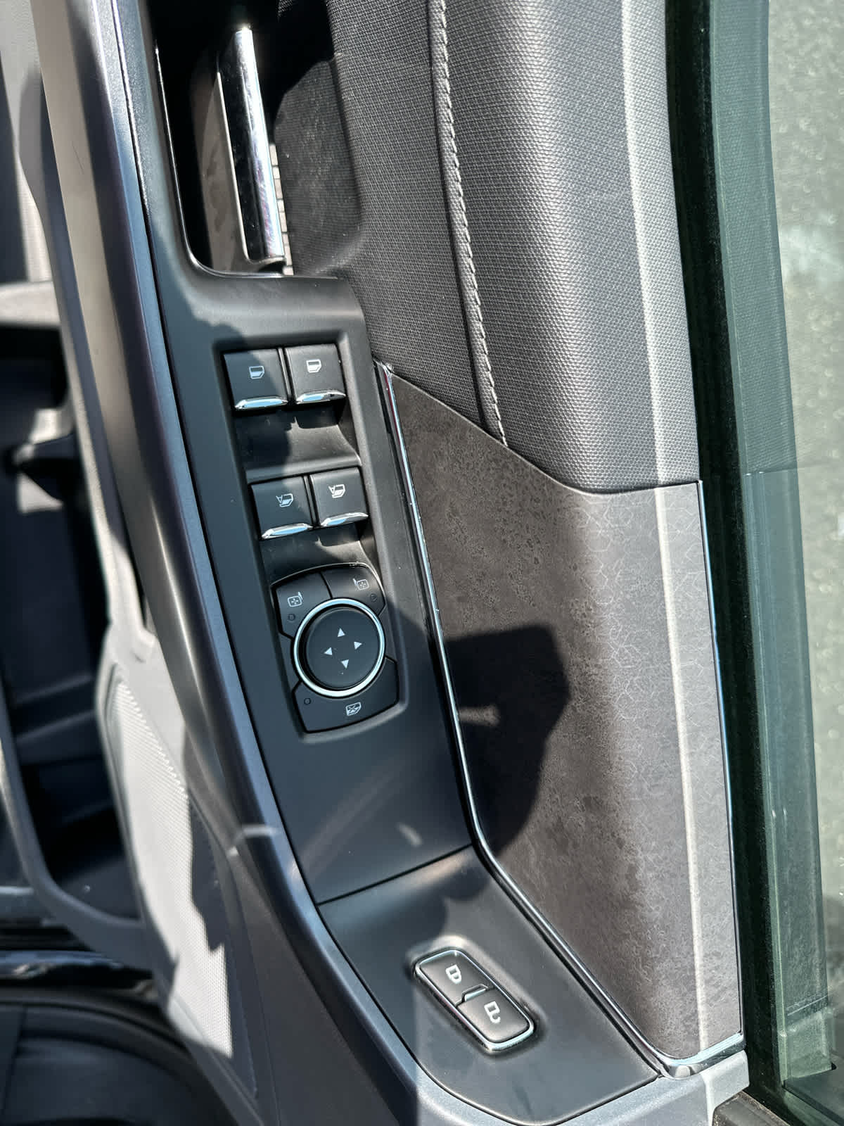 2024 Ford F-150 XLT photo 11
