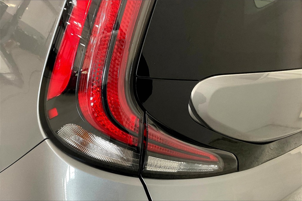 2023 KIA SOUL - Image 28
