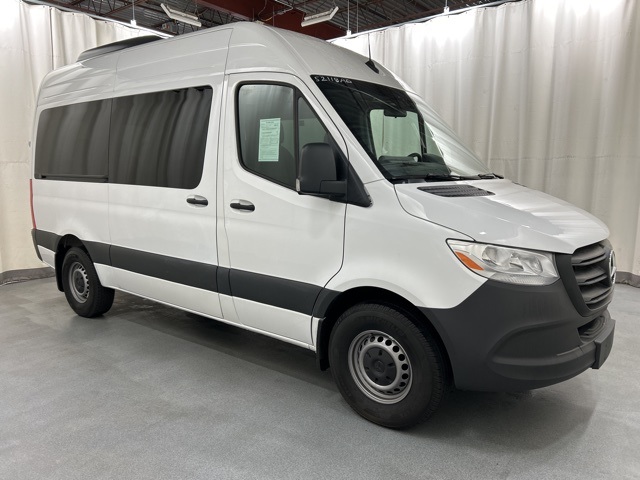 2024 Mercedes-Benz Sprinter Passenger Van Base's photo