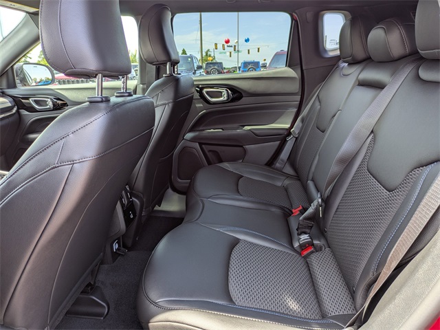 2025 Jeep Compass Latitude photo 11