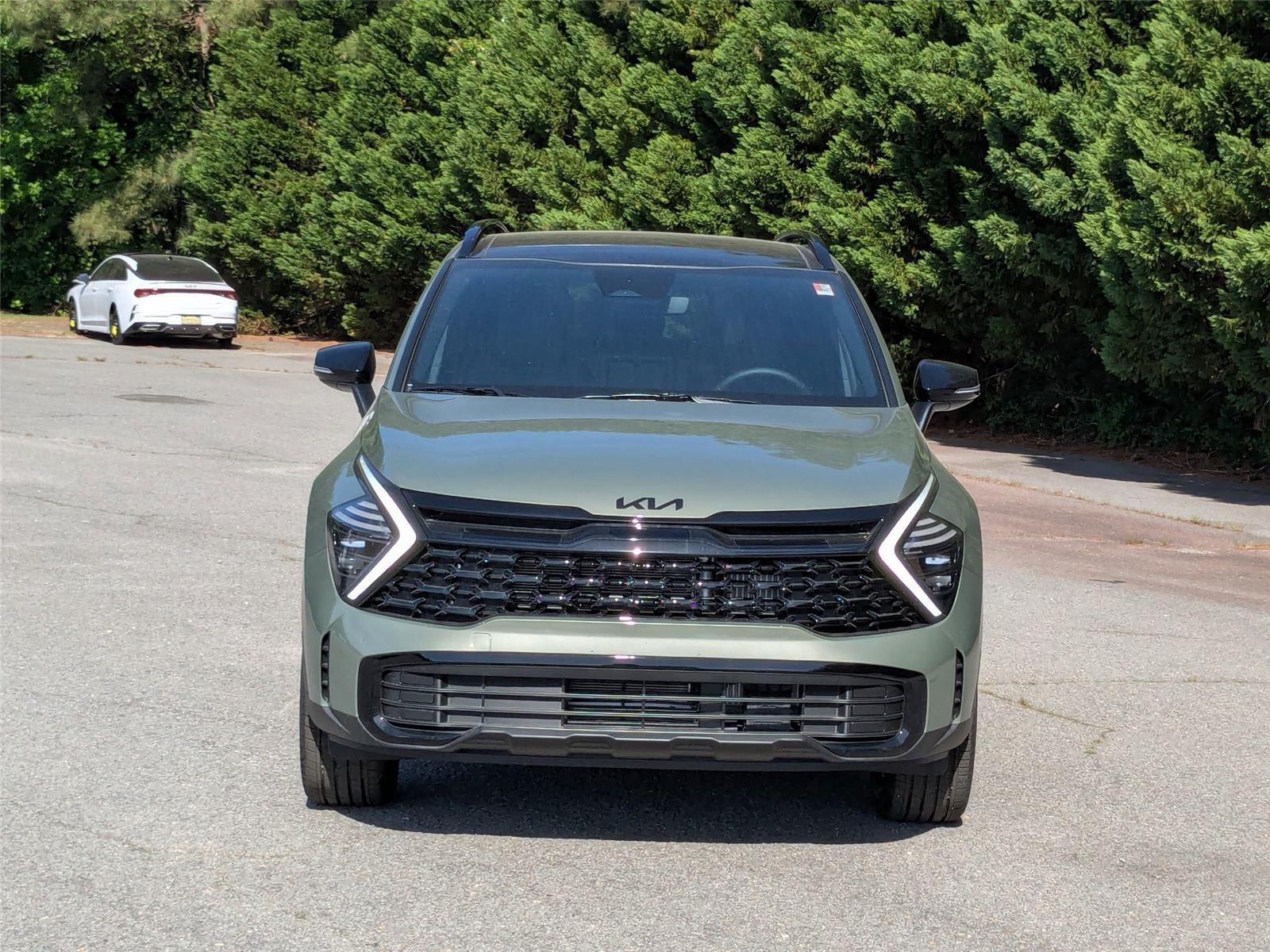 2025 Kia Sportage Plug-In Hybrid X-Line photo 4