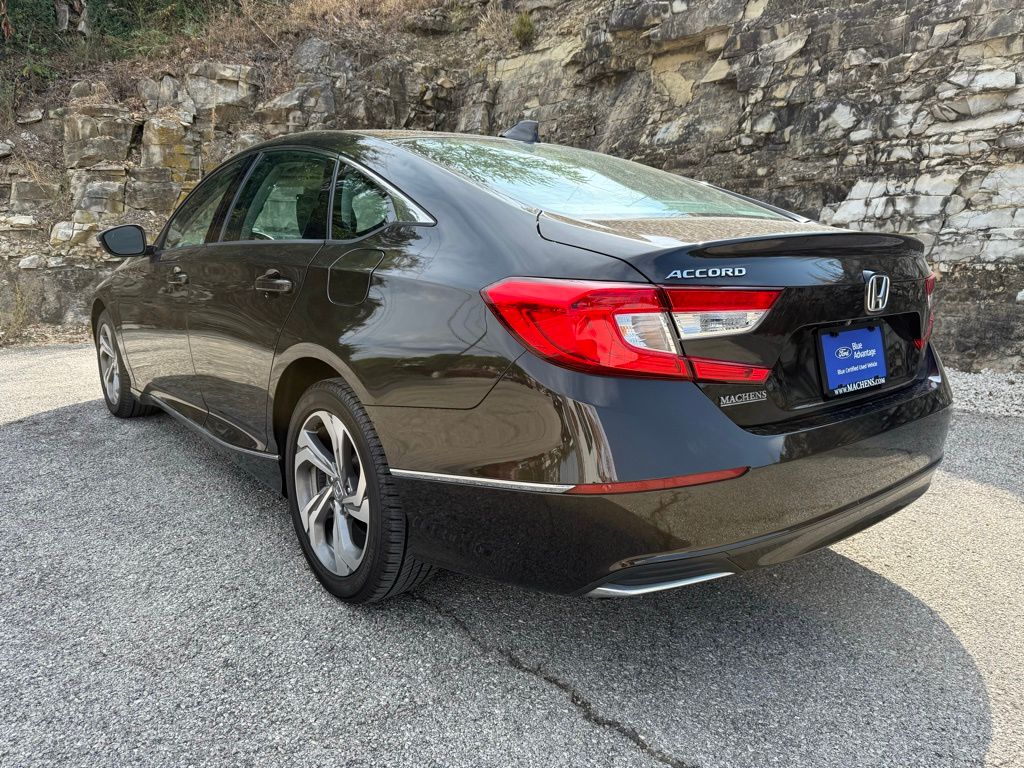 2018 Honda Accord EX-L photo 4