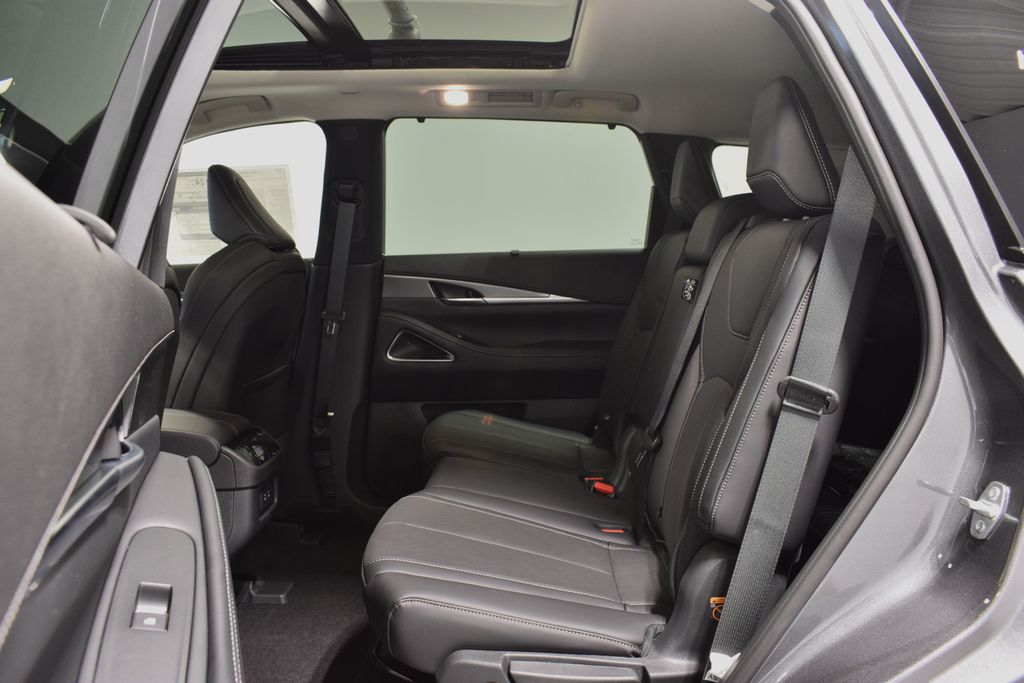 2026 Infiniti QX60 Luxe AWD photo 28