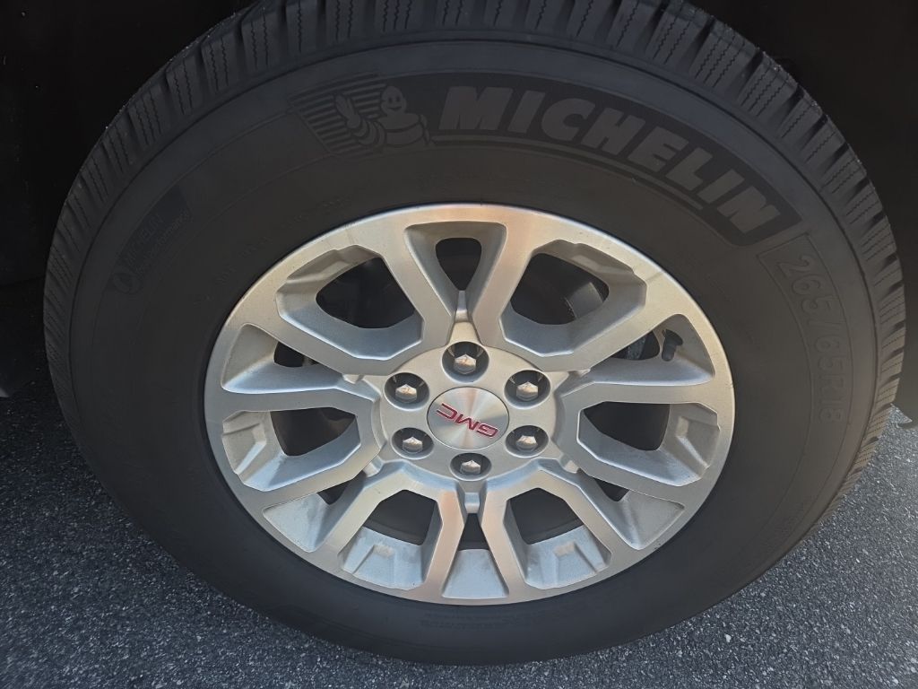 2018 Gmc Yukon SLT photo 17