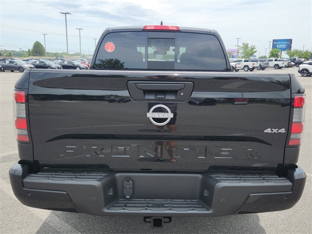 2025 Nissan Frontier Crew Cab SV photo 4