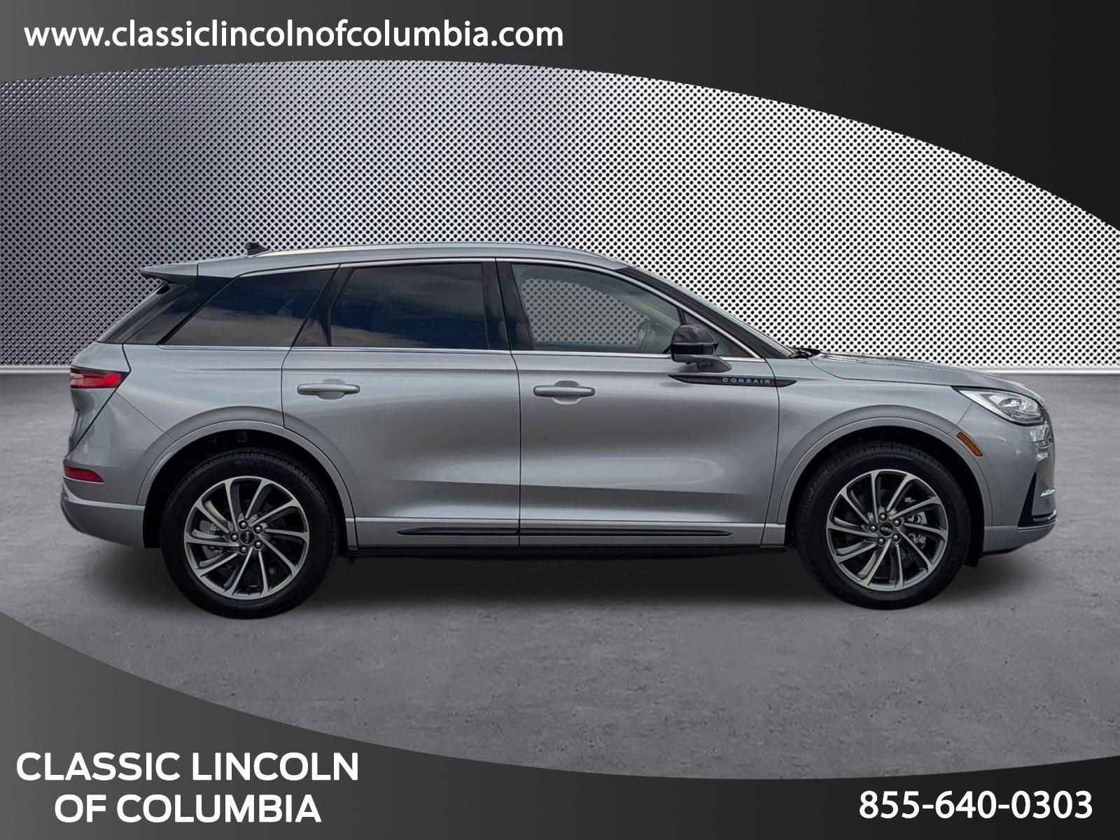 2024 Lincoln Corsair Grand Touring photo 3
