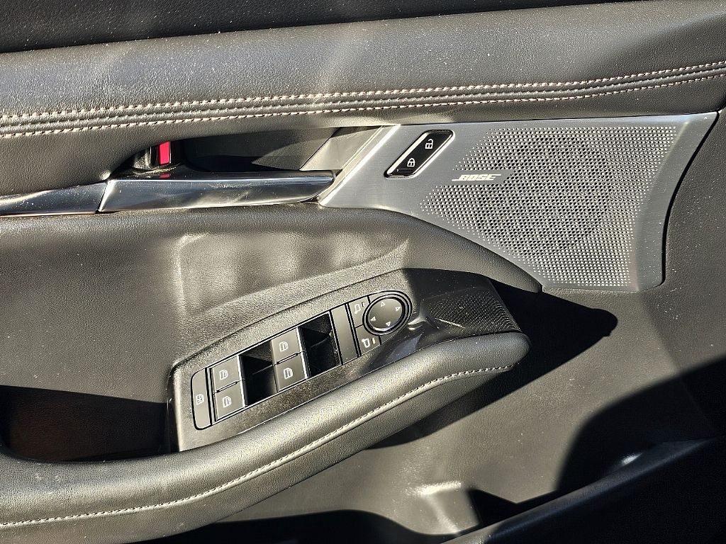 2021 Mazda Mazda3 Premium Plus photo 24