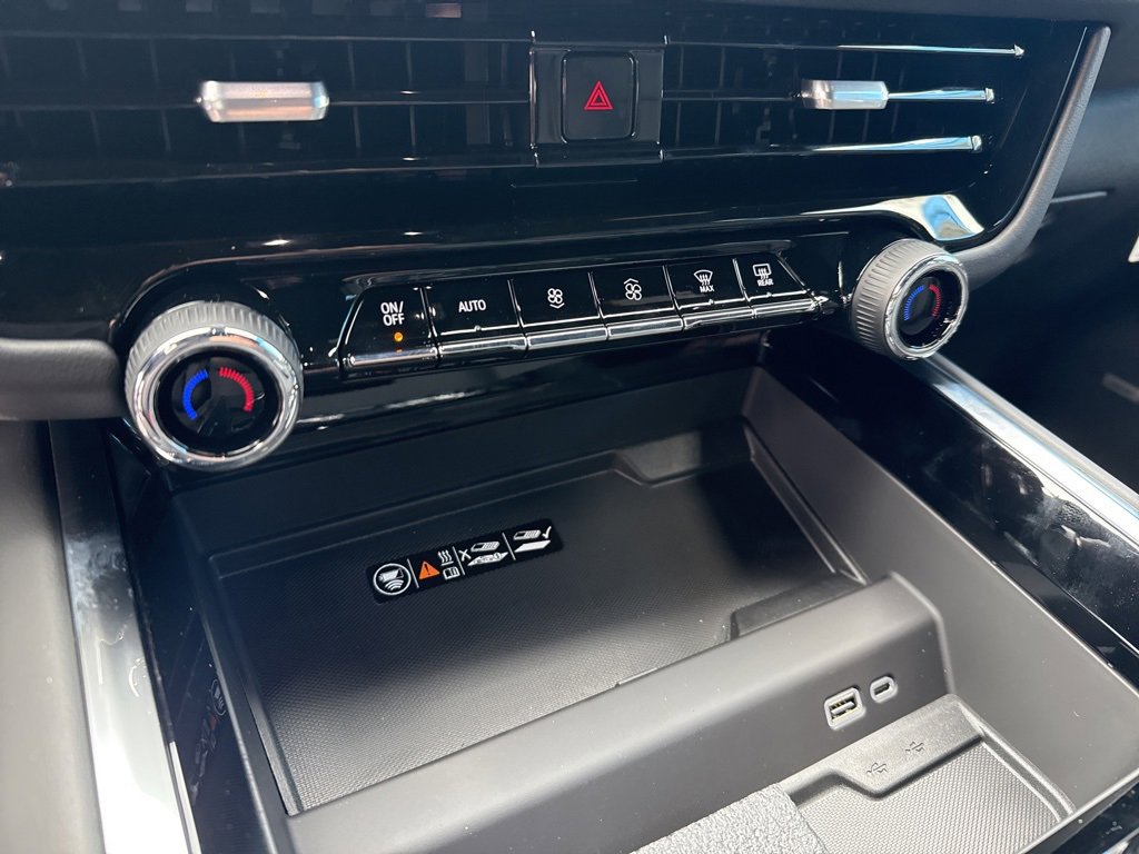 2025 Chevrolet Tahoe Z71 photo 27