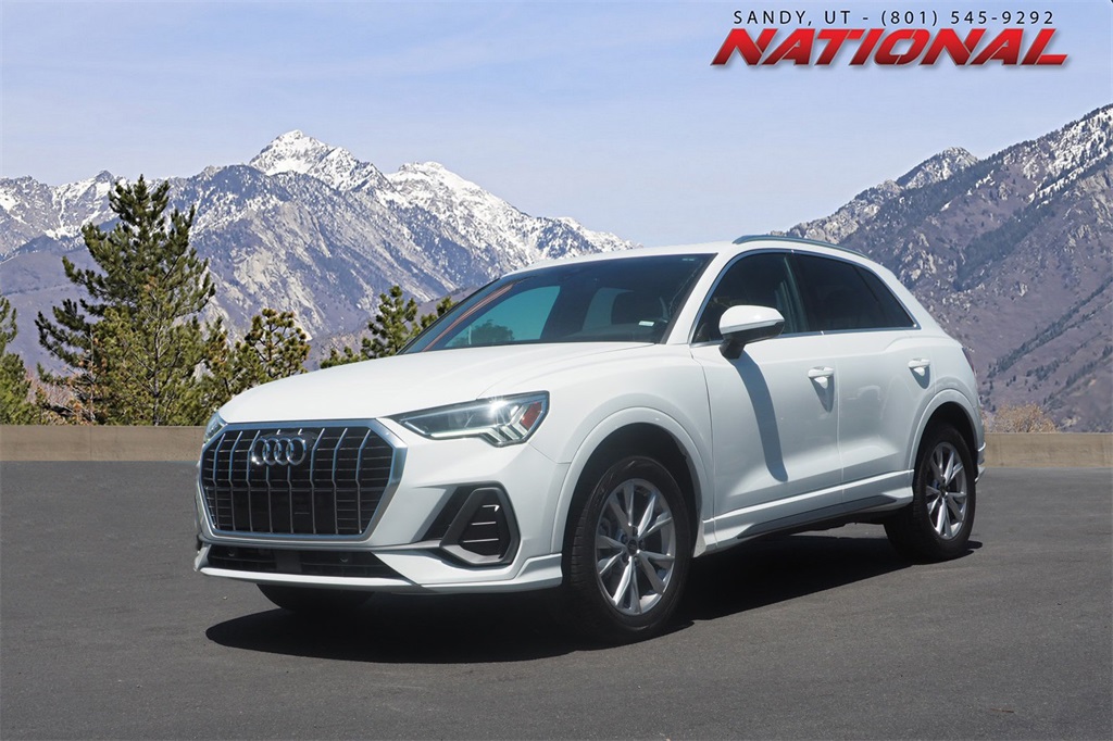2024 Audi Q3 S Line Premium's photo
