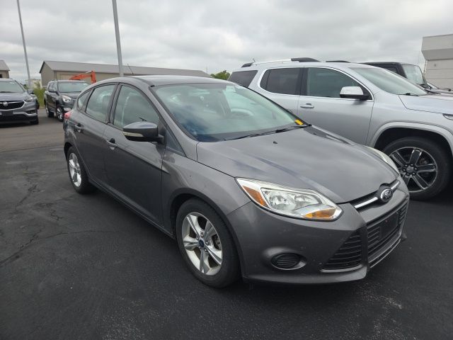2014 Ford Focus SE photo 3