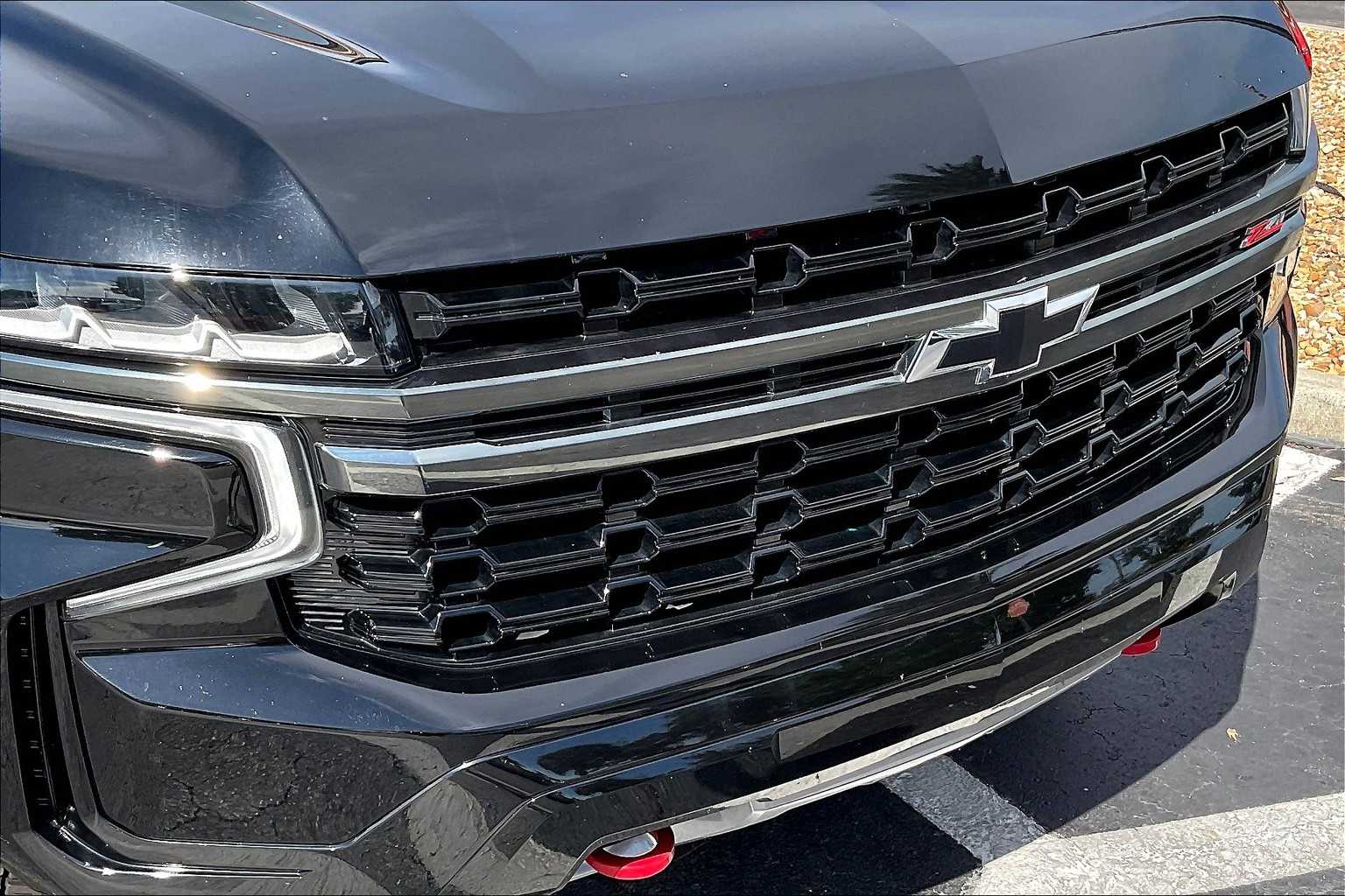 2021 Chevrolet Suburban Z71 photo 28