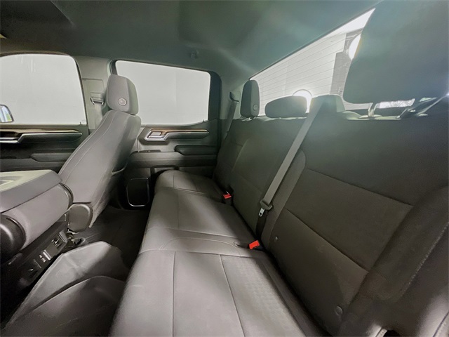 2024 Chevrolet Silverado 1500 RST photo 20