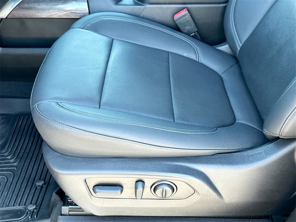 2022 Chevrolet Silverado 3500HD LTZ photo 12