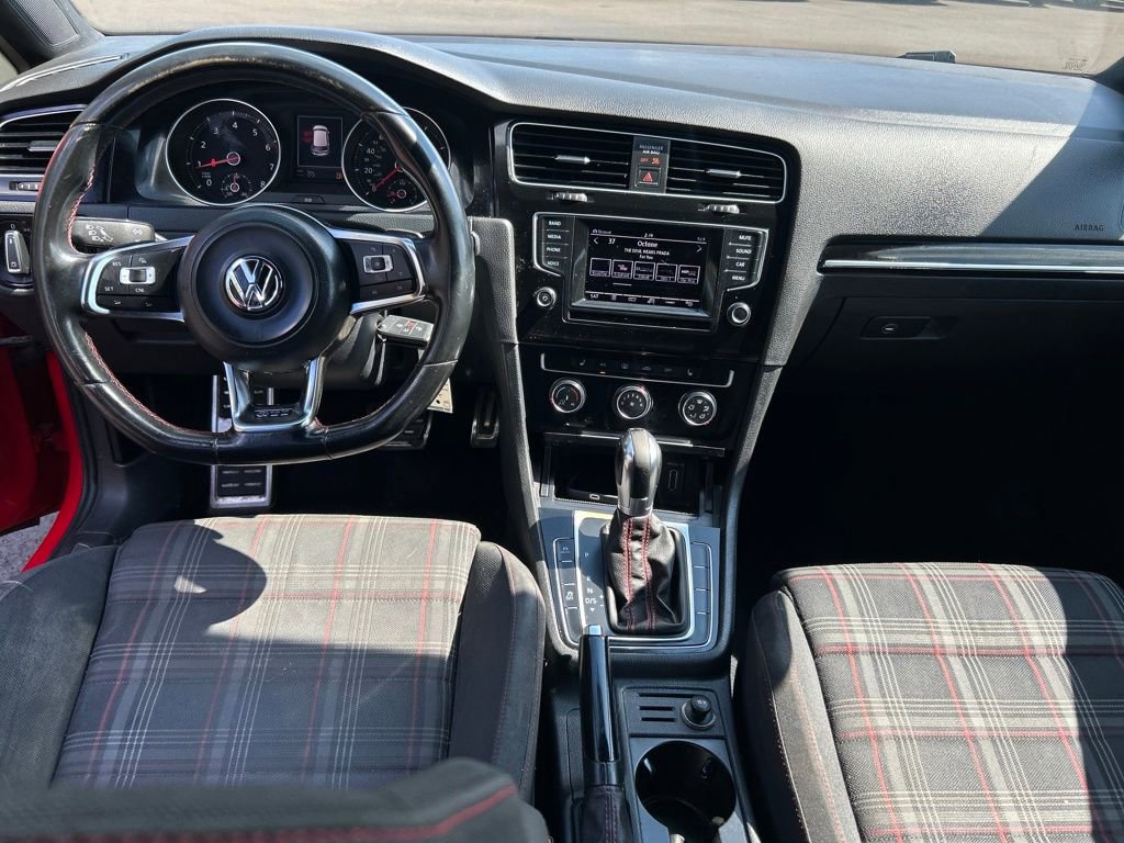 2015 Volkswagen Golf GTI S photo 14