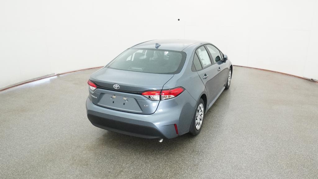 2025 Toyota Corolla LE photo 19