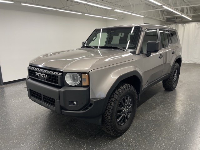 2025 Toyota Land Cruiser photo 4