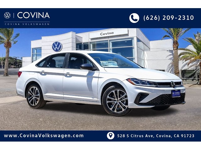 2025 Volkswagen Jetta Sport's photo