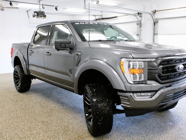 2023 Ford F-150 XLT photo 8