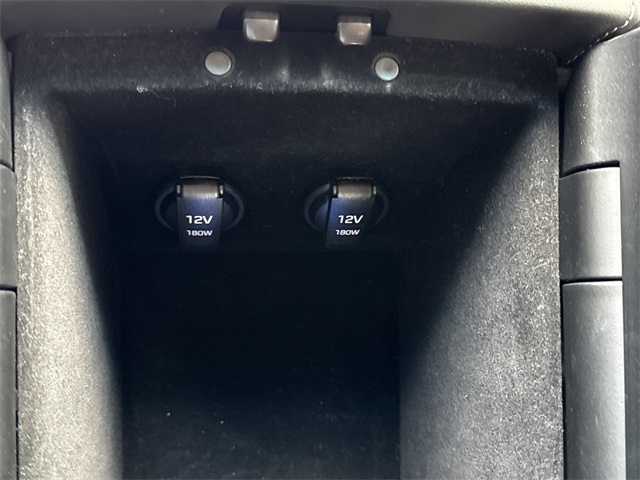 2020 Genesis G90 3.3T Premium photo 37