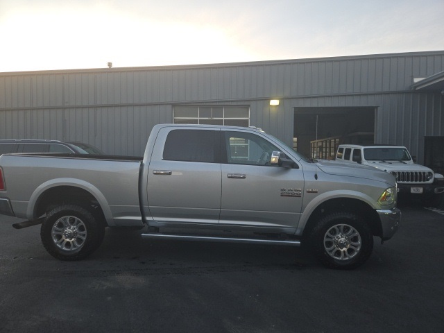 2018 Ram 2500 Laramie photo 2
