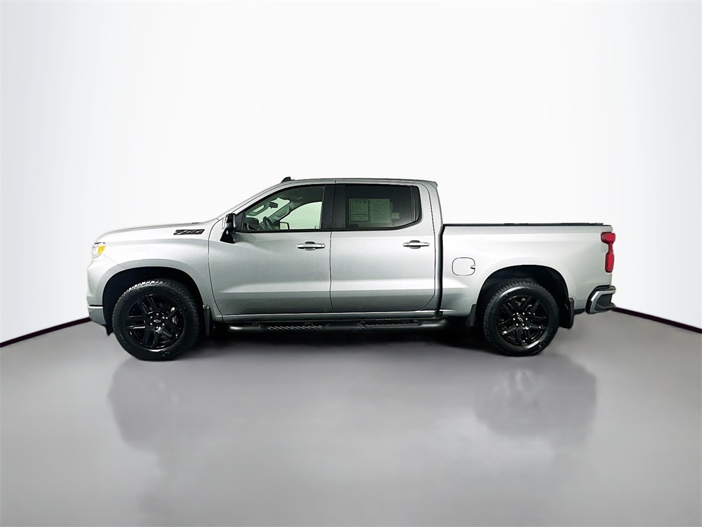 2023 Chevrolet Silverado 1500 RST photo 4