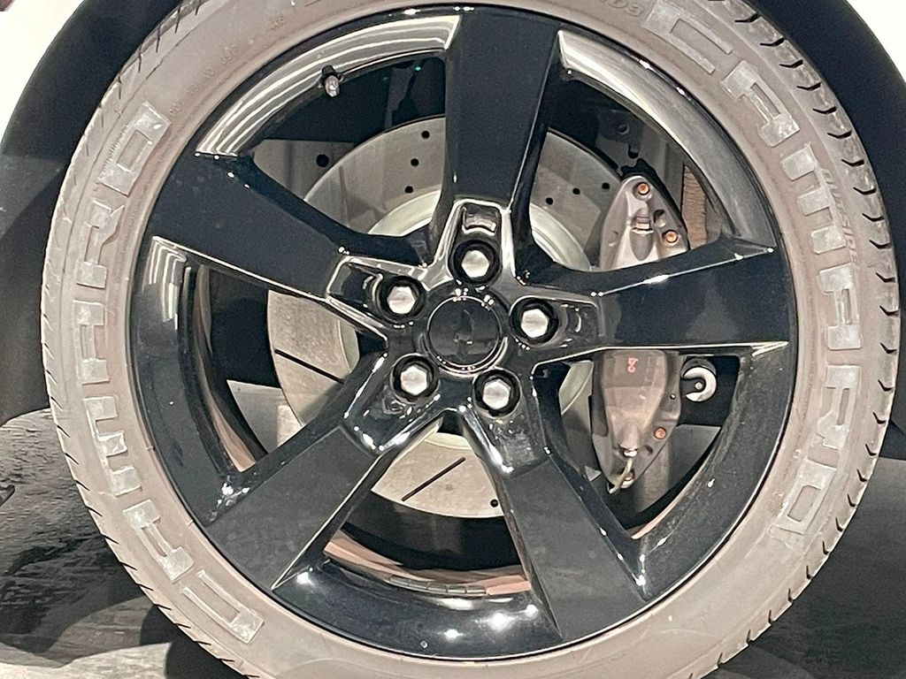2012 Chevrolet Camaro SS photo 10